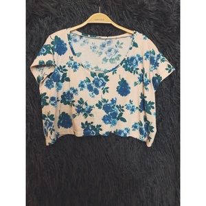 Floral oversize crop top